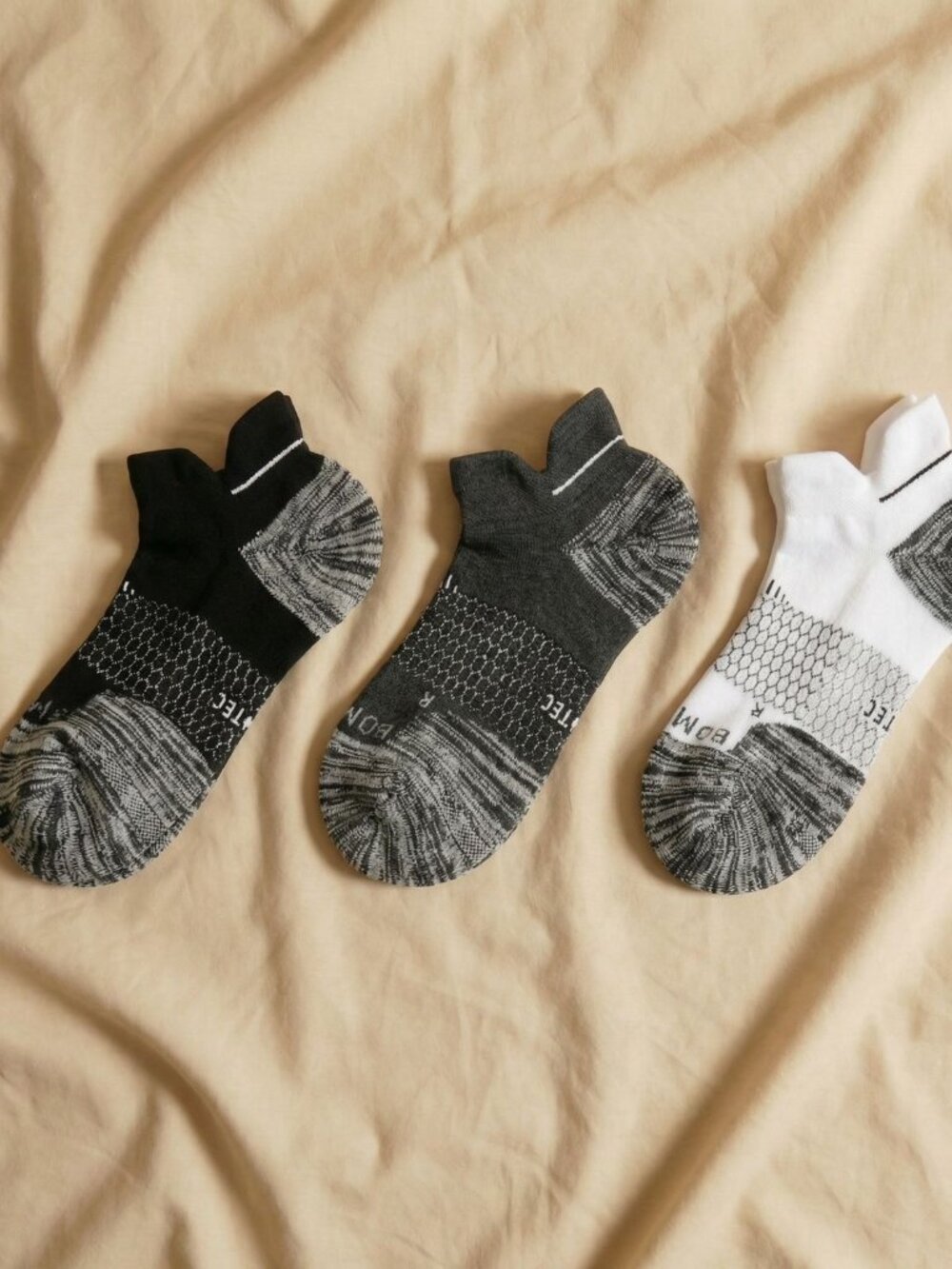 3-Pack | Size M - Bombas Women's Ankle Running Socks Comfort Fit Essentials
